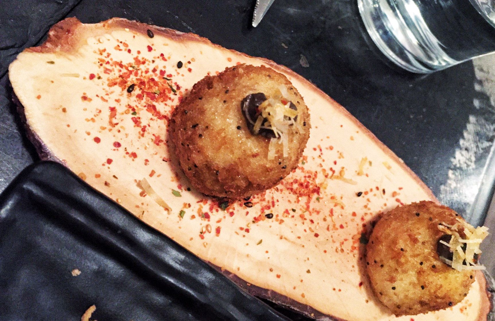 Croquetas por doquier en la Gastrocroquetería de Chema