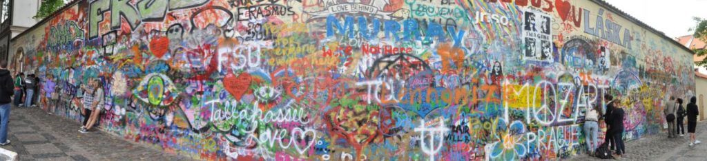 Qué ver en Praga: Muro de John Lennon