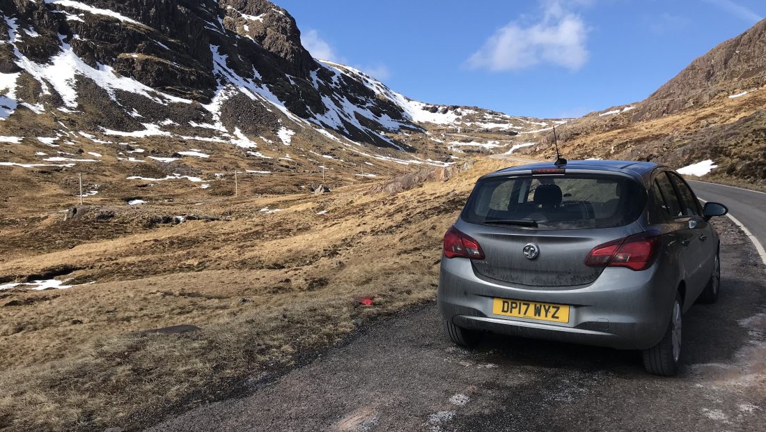 Consejos para conducir por la izquierda en Escocia [VÍDEO]