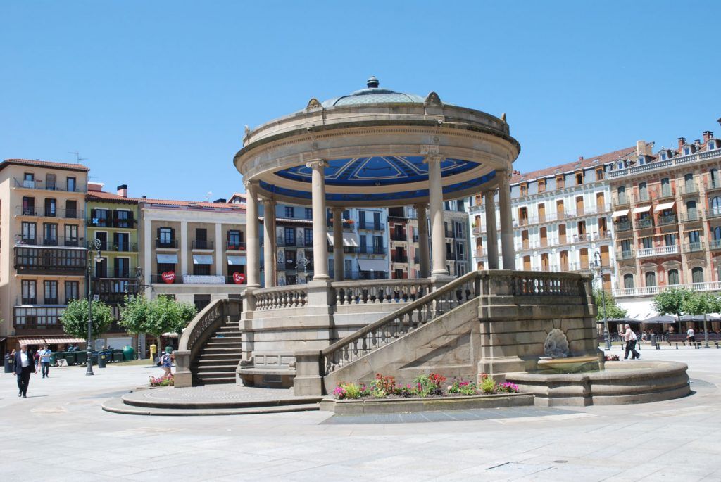 Qué ver en Pamplona: Plaza del Castillo