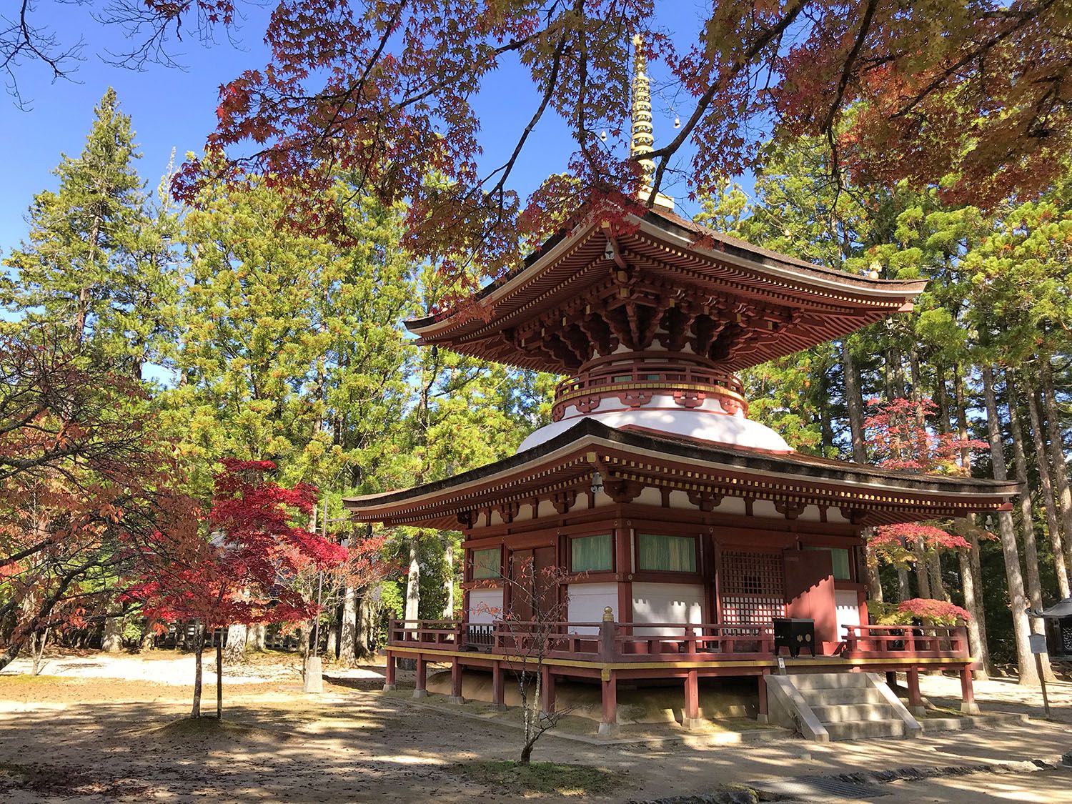 Qué ver en Koyasan en un día [GUÍA + ITINERARIO + VÍDEO]