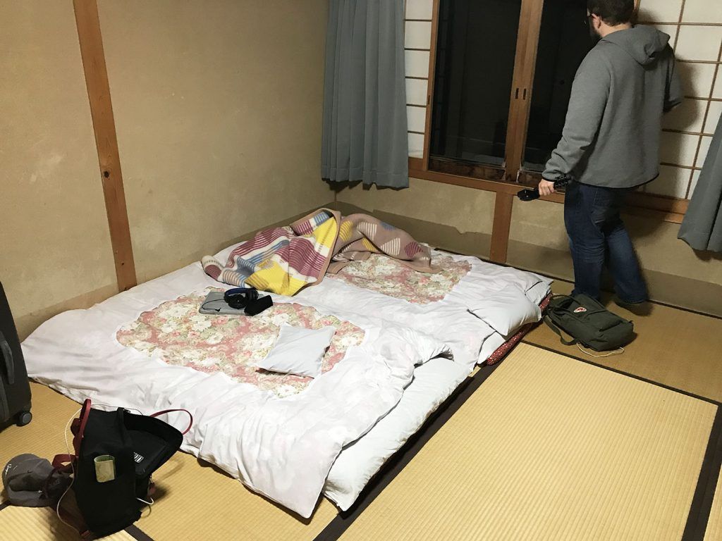 Dormir en un templo budista: nuestra habitación - dónde dormir en Japón