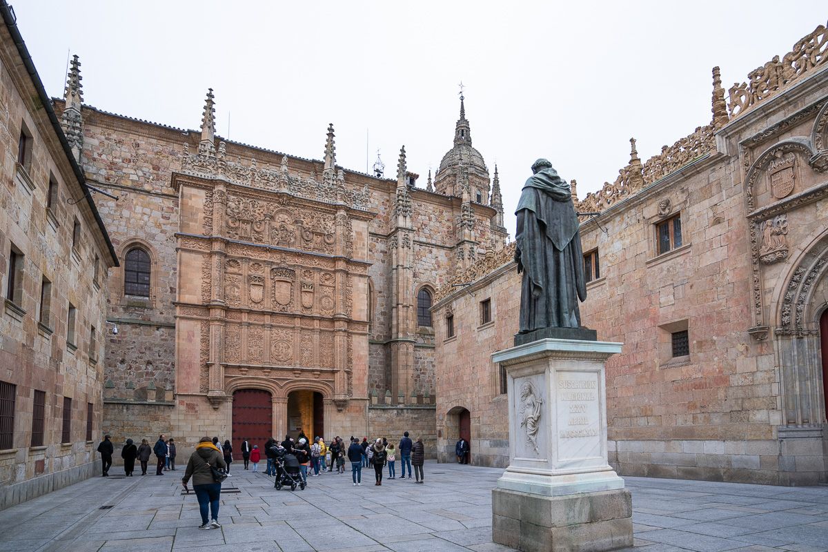Qué ver en Salamanca: Patio de Escuelas - Free tours por Salamanca
