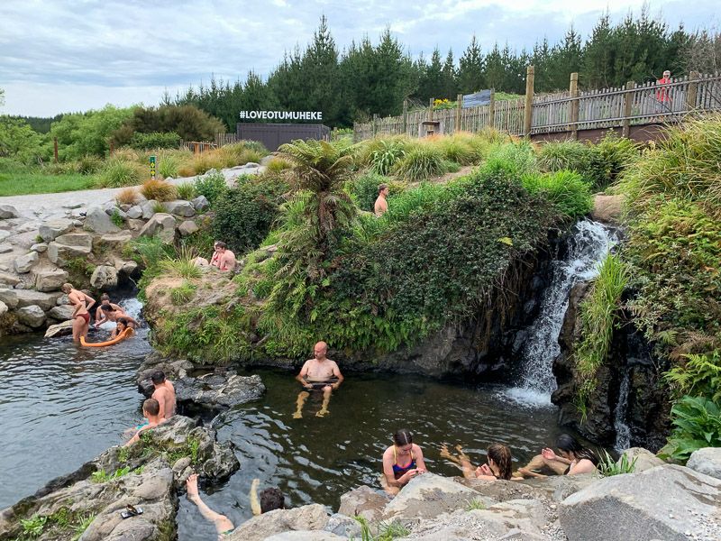 Qué hacer en Taupo: bañarse en el Outumuheke Stream