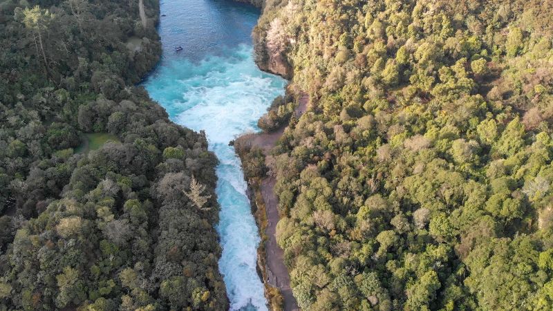 Qué hacer en Taupo: sobrevolar las cataratas Huka