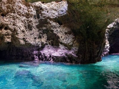 Paseo en barco por Ponta da Piedade: cuál elegir en 2025, precios, horarios e información útil