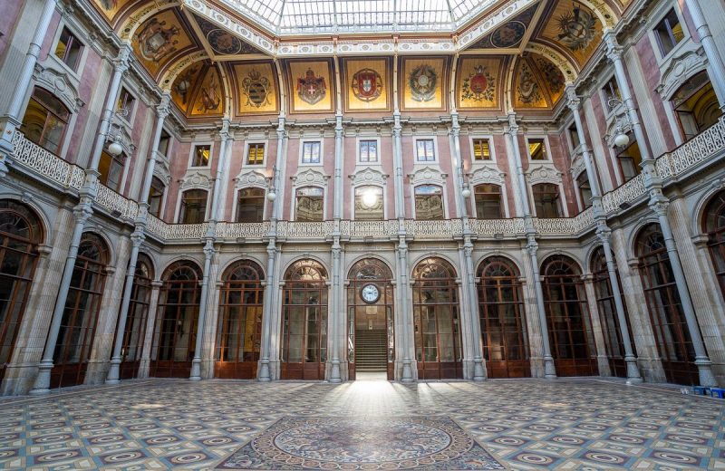 Visitar el Palacio de la Bolsa en Oporto: horarios, precios e info útil