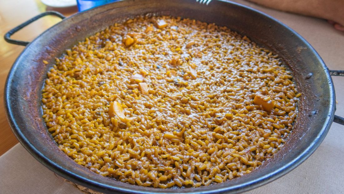 Dónde comer en Ibiza BIEN y barato [MAPA + RECOMENDACIONES]