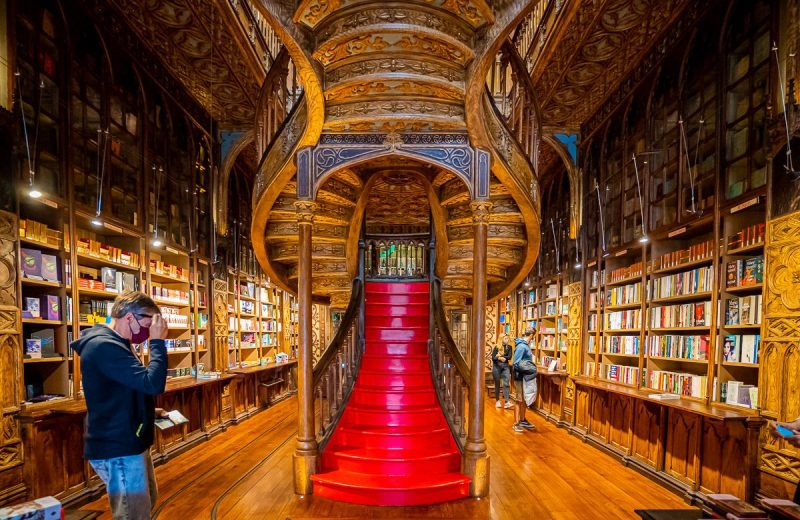 Visitar la librería Lello (la de Harry Potter) en Oporto: horarios, precios e info útil