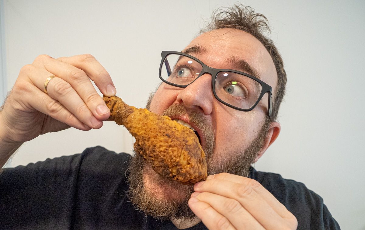 Receta de pollo frito estilo KFC (crujiente por fuera y jugoso por dentro)