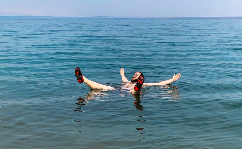Bañarse en el Mar Muerto en Jordania: TODO lo que tienes que saber
