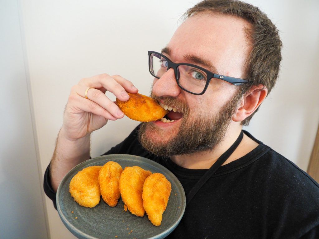 Receta de rissois de gambas, las 'croquempanadillas' portuguesas