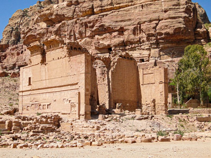Qué ver en Petra: Qasr Al Bint