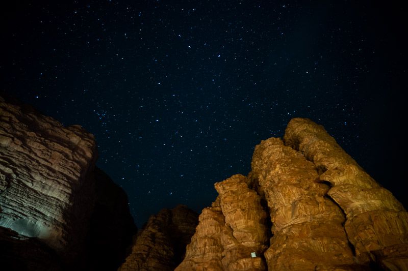 Dormir en una burbuja en Wadi Rum: pasar la noche en el desierto es una experiencia brutal