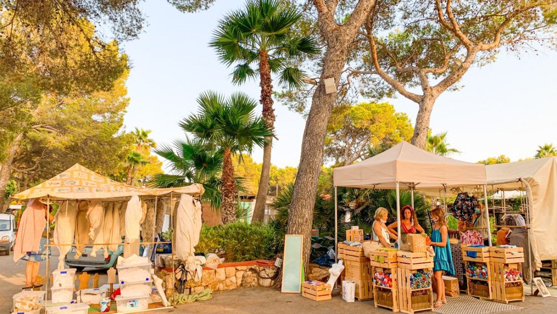 Mercadillos en Ibiza: ubicación, horarios e imprescindibles