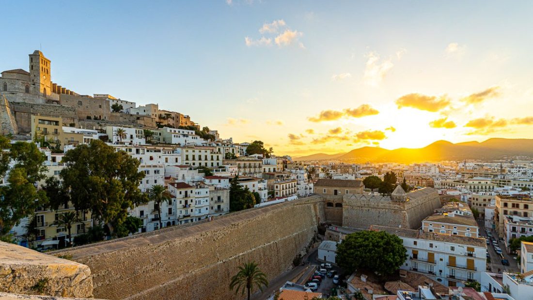 ▷ Qué ver en Ibiza ciudad (Eivissa) en un día: guía + itinerario + mapa