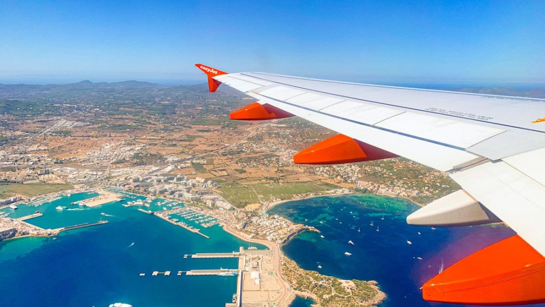 Cómo ir del aeropuerto de Ibiza a San Antonio