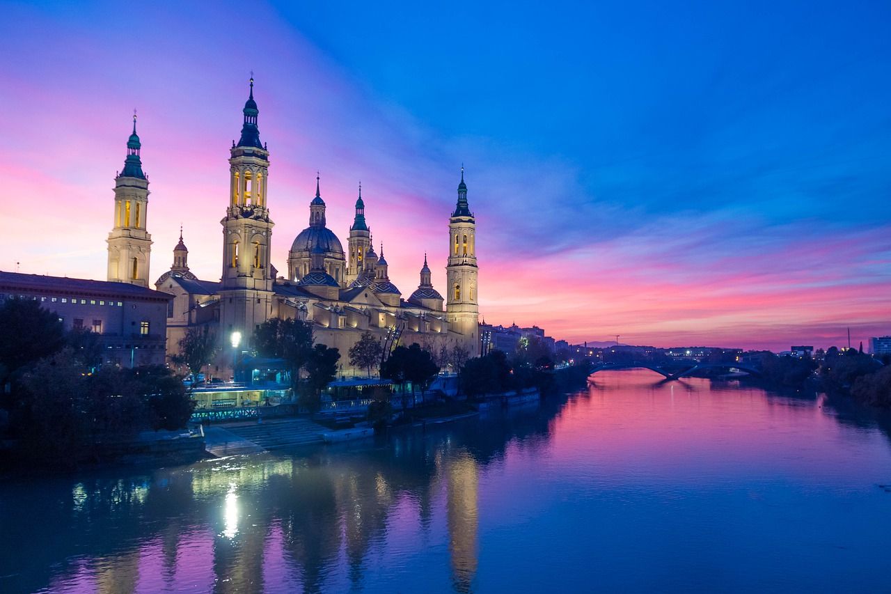 Los 5 mejores FREE tours por Zaragoza gratis y en español
