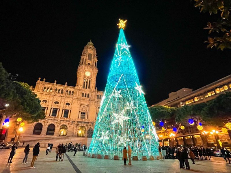 Oporto en Navidad: árbol en Aliados - Los 10 mejores destinos para viajar en Navidad