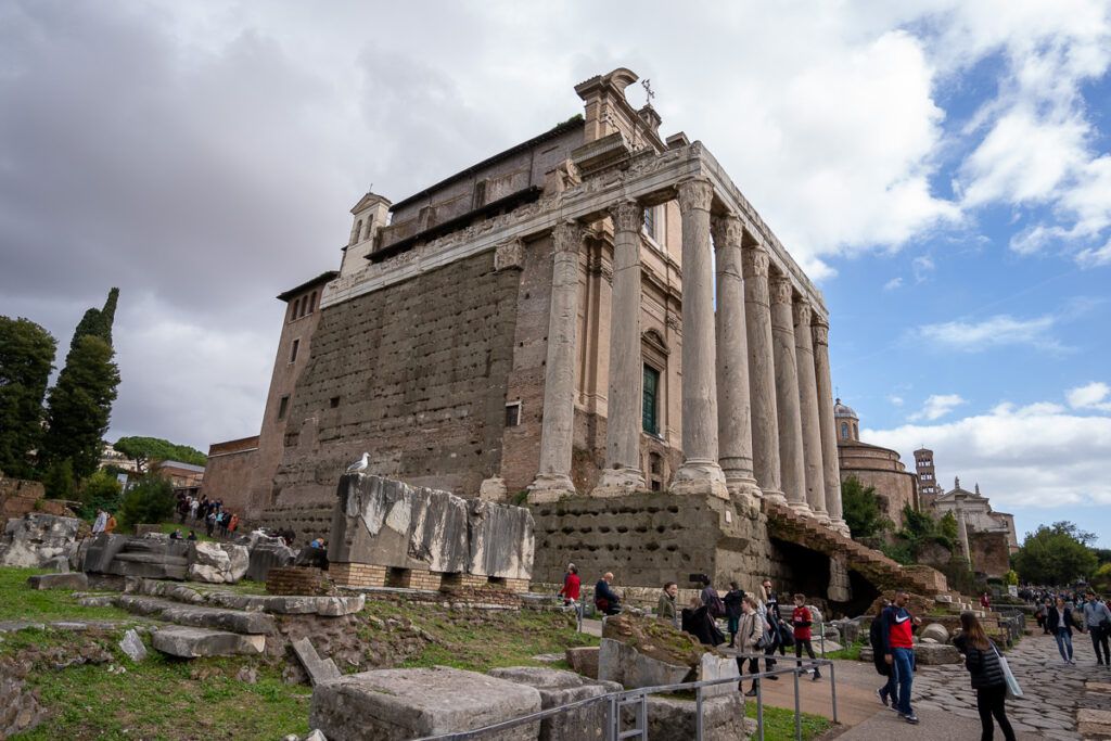 Visitar el Coliseo romano, el Foro y el Palatino: ¿visita guiada o por libre?