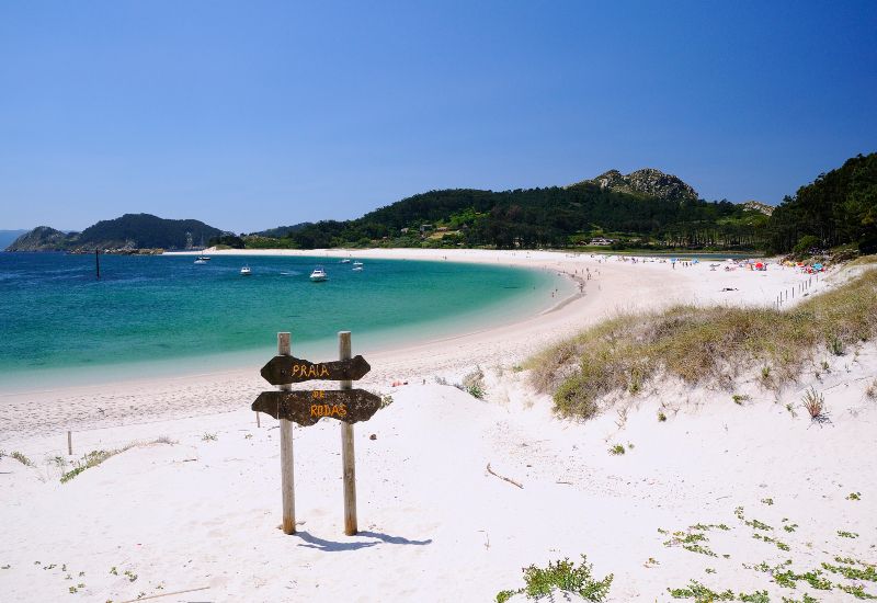 Ferry islas Cíes: cómo llegar a las islas Cíes en barco