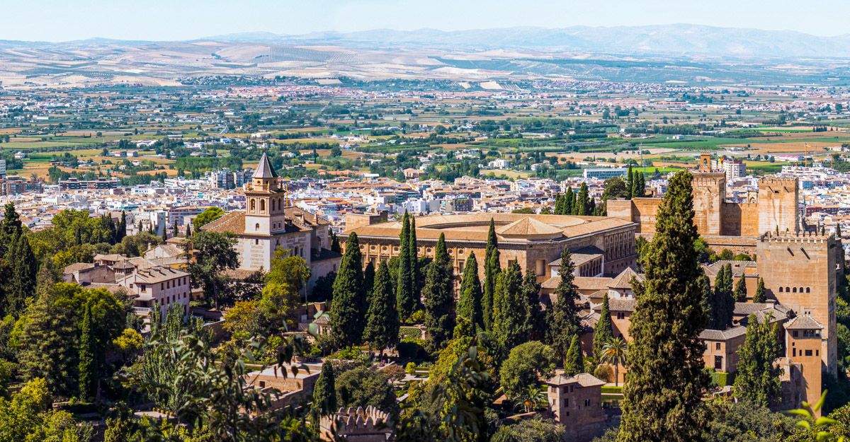 Los 10 mejores free tours por Granada gratis y en español