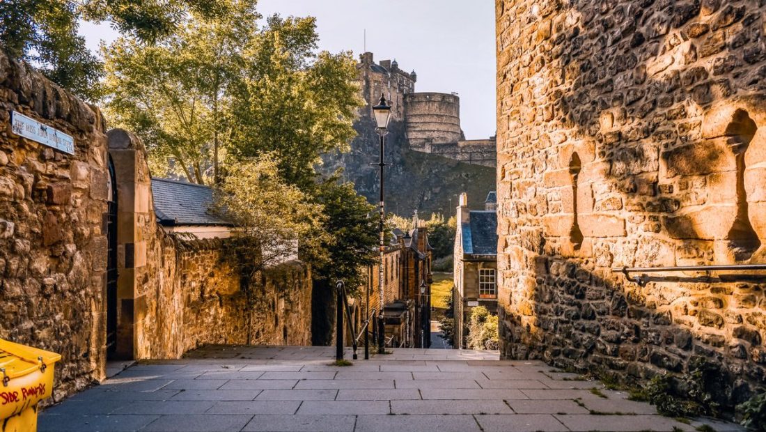Los 6 MEJORES free tours por Edimburgo gratis y en español