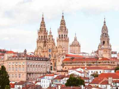 Los 6 MEJORES free tours por Santiago de Compostela gratis y en español