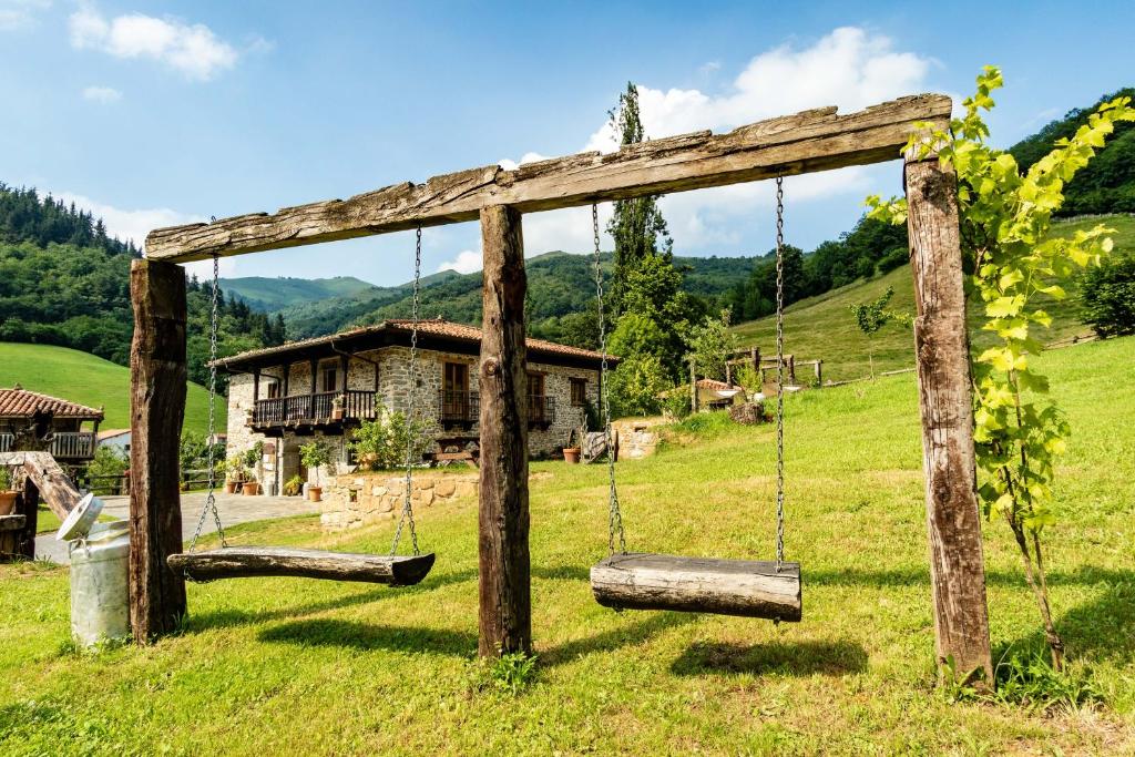 Hoteles con encanto en Asturias: Casona de El Castañíu