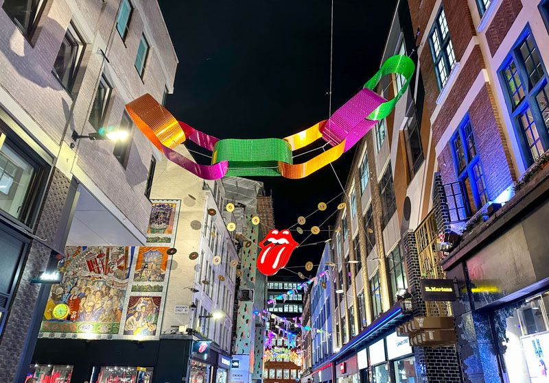 Londres en Navidad: iluminación en Carnaby Street