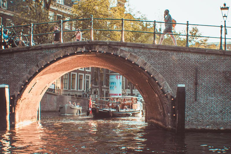 Paseo en barco por los canales de Amsterdam: TODO lo que tienes que saber