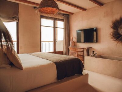 ▷10 hoteles con encanto en Alicante para una escapada romántica