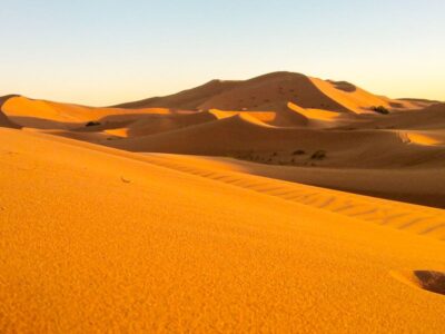 Excursión al desierto de Merzouga desde Marrakech: ¿visita guiada o por libre?