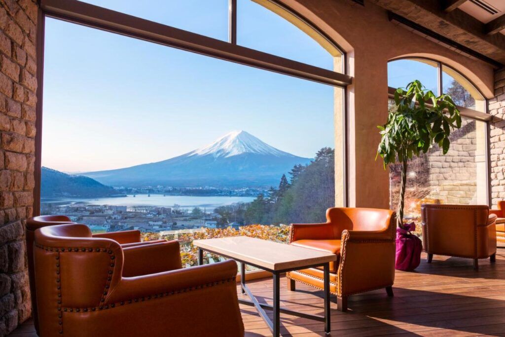 Visitar el monte Fuji desde Tokio por libre: los mejores hoteles con vistas