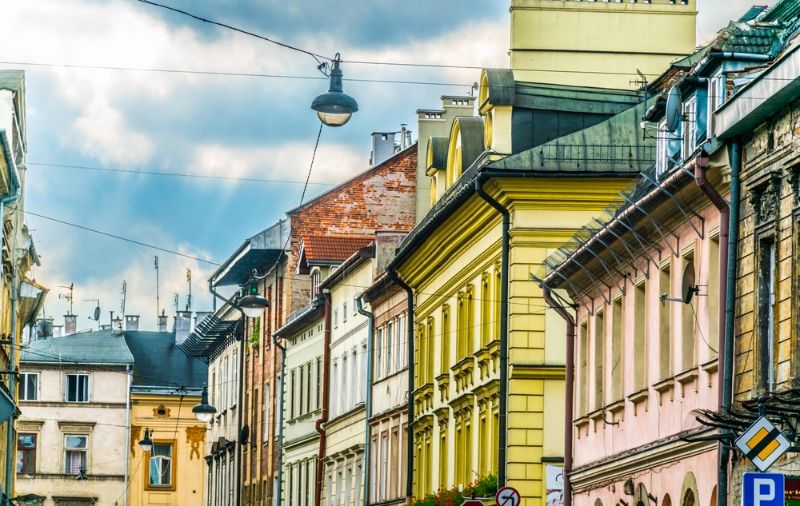 Dónde alojarse en Cracovia: calles coloridas de la ciudad