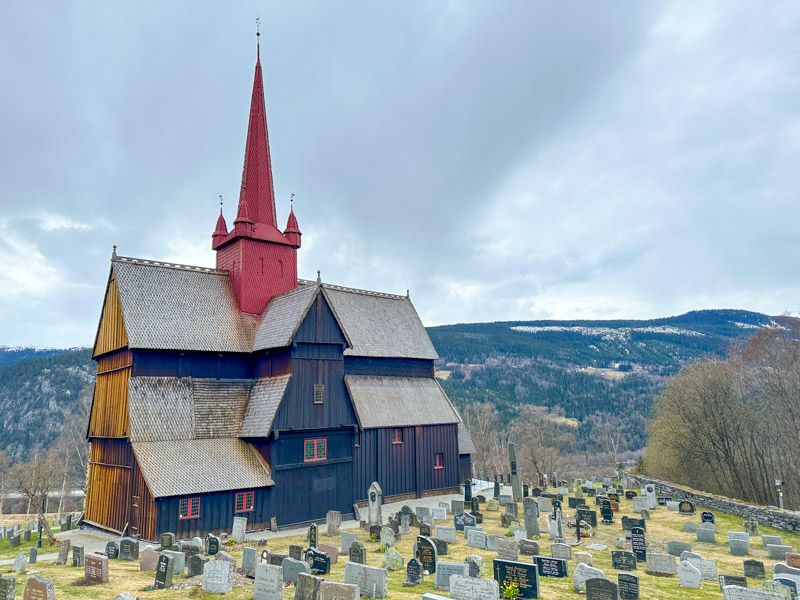 Ruta por Noruega: iglesia de madera de Ringebu