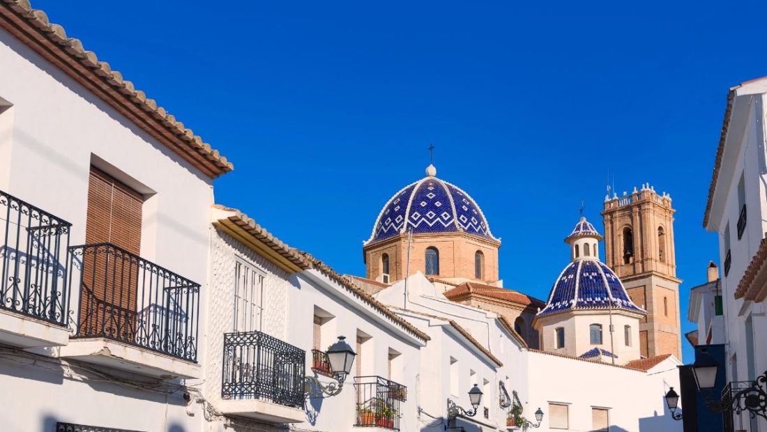 ▷ Los 2 MEJORES free tours por Altea gratis y en español