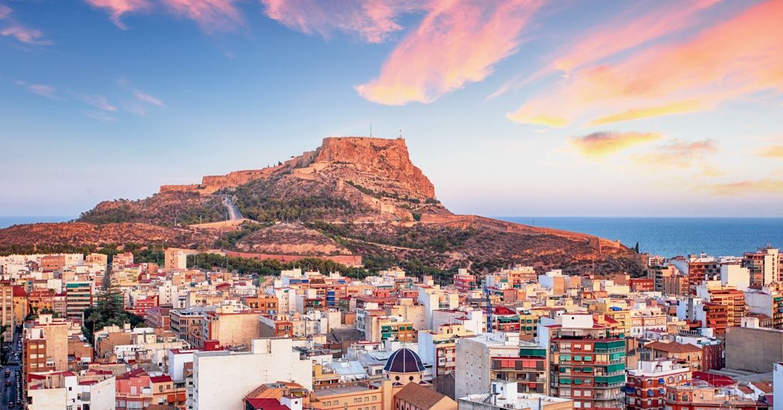▷ Los 4 MEJORES free tours por Alicante gratis y en español