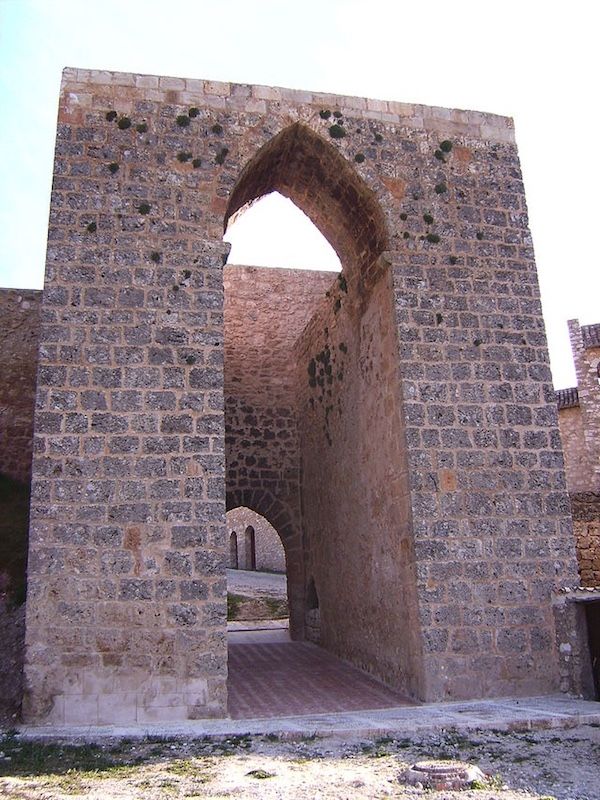 Qué ver en Brihuega: Arco de Cozegón