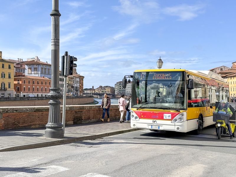 Cómo llegar a Pisa desde Florencia en bus