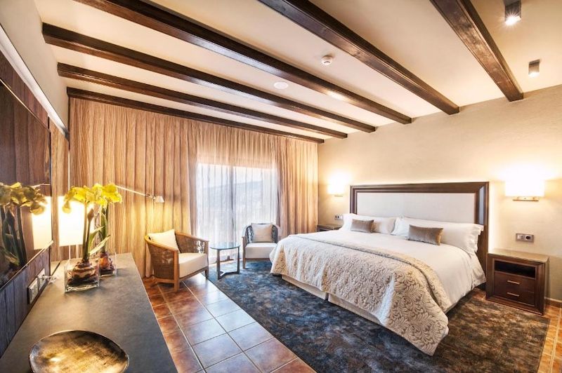 Hoteles con encanto en Castilla-La Mancha: Hotel La Caminera Club de Campo