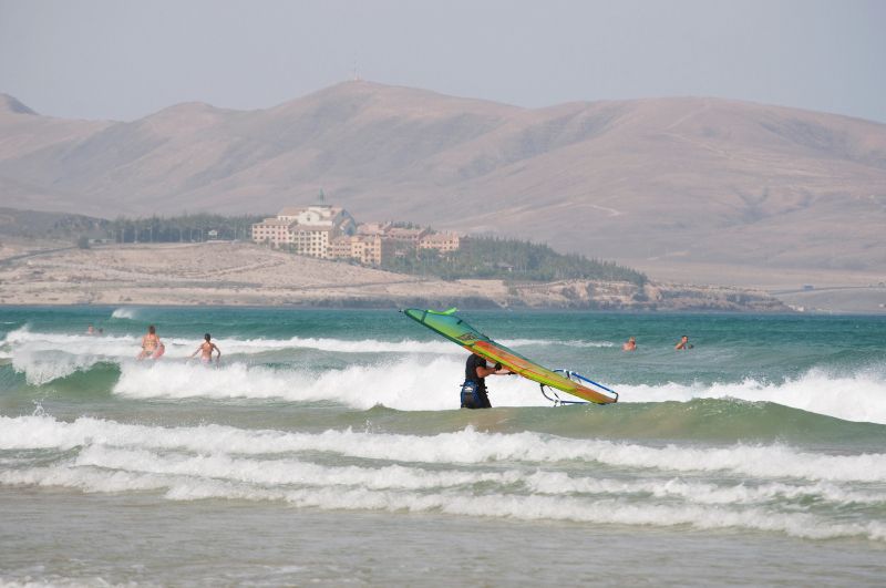 Mejor isla de Canarias para hacer surf: Fuerteventura
