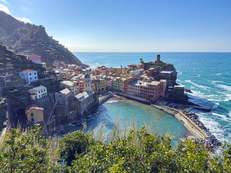 Qué ver en Cinque Terre: punto panorámico en Vernazza