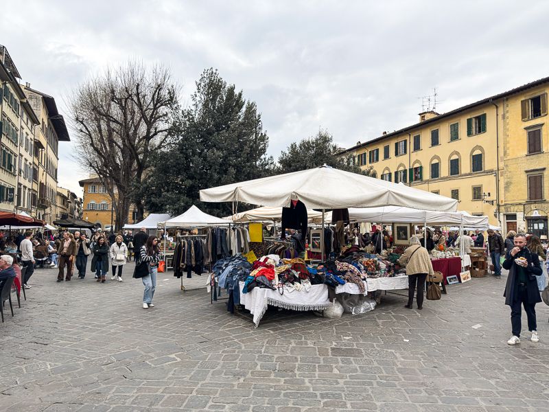 Qué ver en Florencia: Barrio de Oltrarno (Plaza de Santo Spirito)