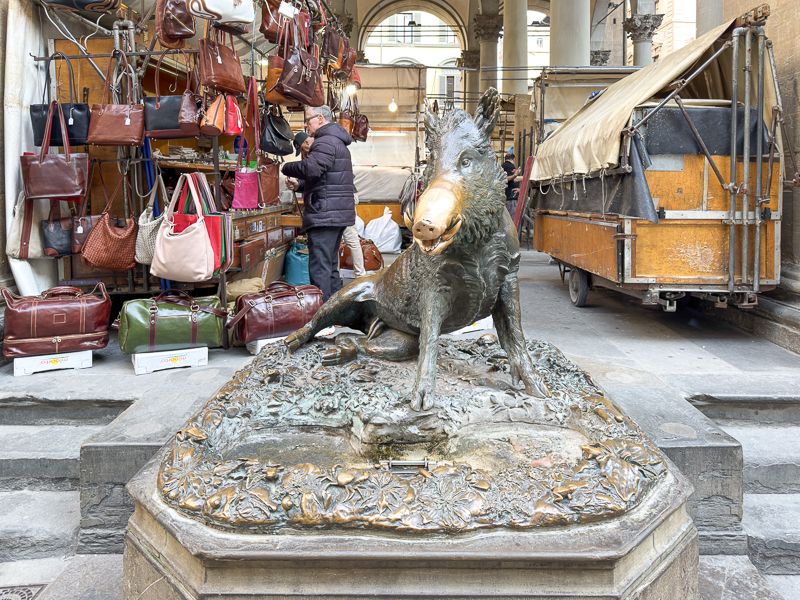 Qué ver en Florencia: Fontana del Porcellino