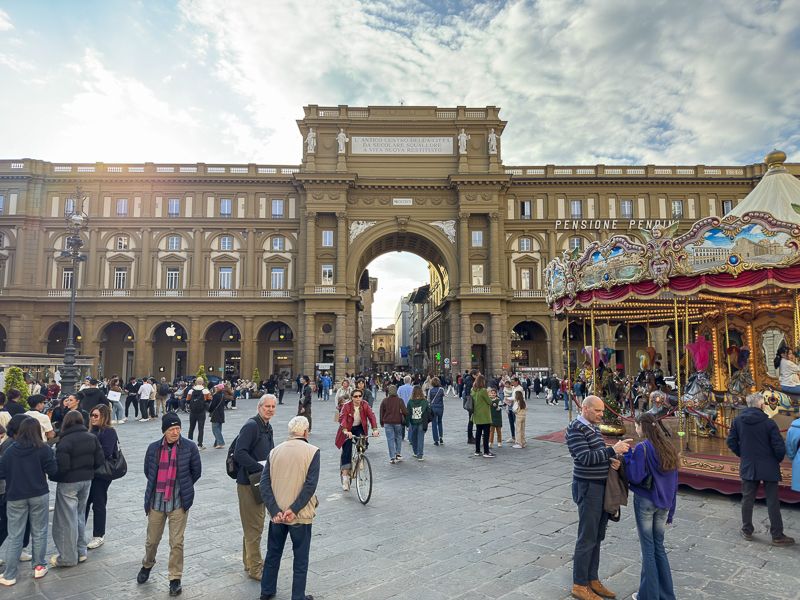 Qué ver en Florencia: Piazza della Repubblica