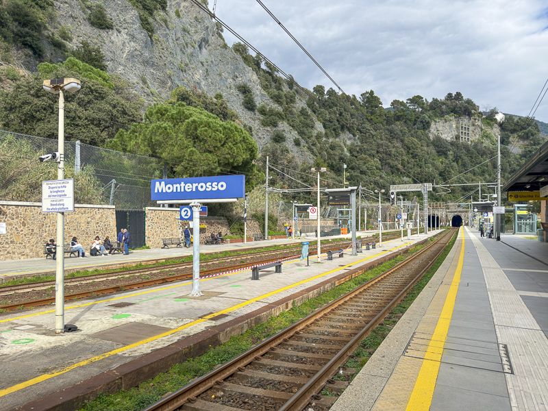 Ruta por Cinque Terre: Estación de Monterosso