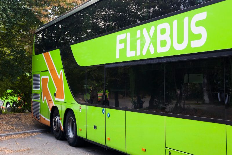 Cómo ir de Bruselas a Brujas en autobús: una alternativa más económica