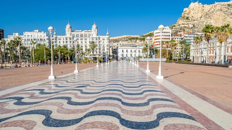 Dónde dormir después de ir a las playas para perros en Alicante