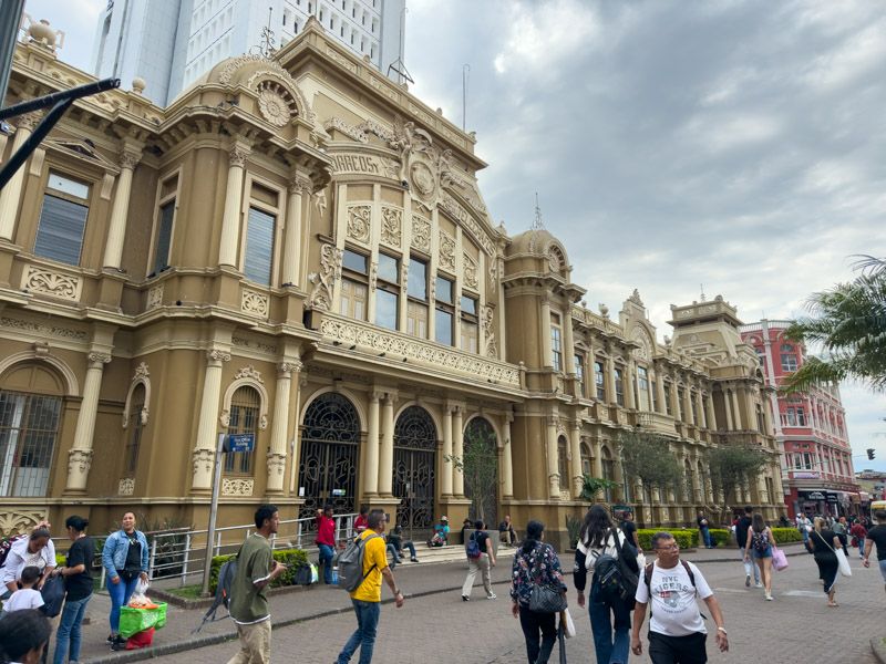 Viaje a Costa Rica por libre: Edificio de correos